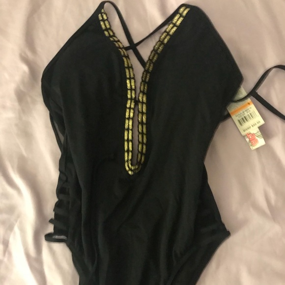 Swimsuit - Picture 1 of 5
